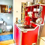 Designer Tiny House With Wraparound Sun Terrace & Garden Lounge 베를린