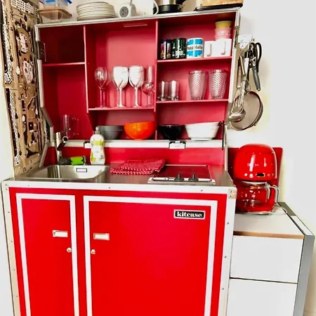 Designer Tiny House With Wraparound Sun Terrace & Garden Lounge דירה