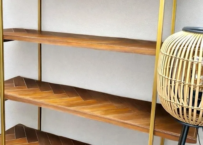 Designer Tiny House With Wraparound Sun Terrace & Garden Lounge * Berlin