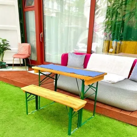 Designer Tiny House With Wraparound Sun Terrace & Garden Lounge Apartment Berlin